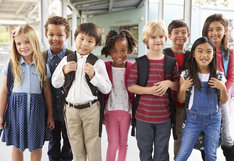 kids smiiling